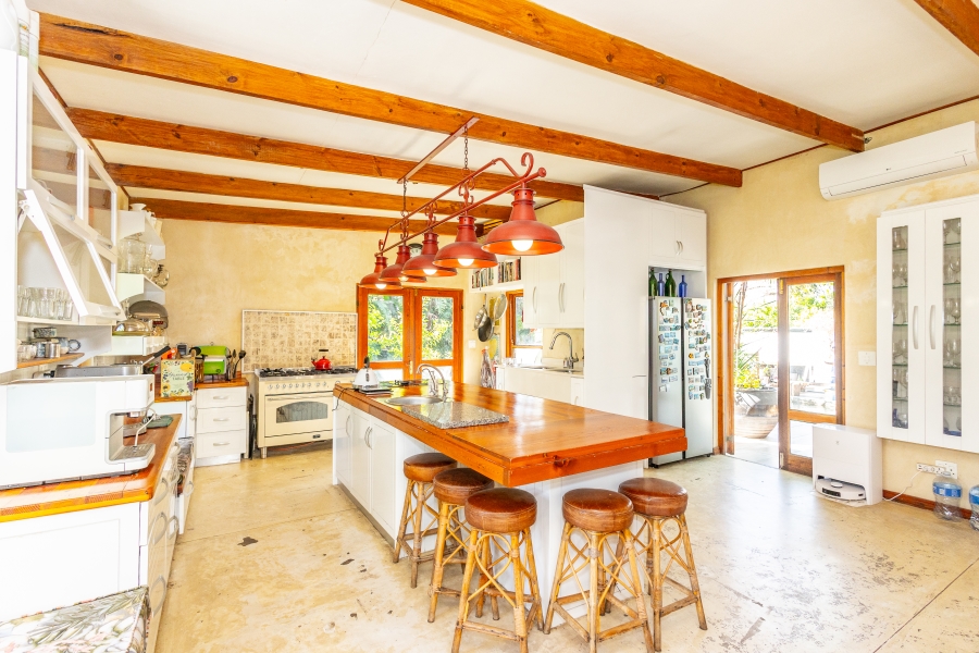 5 Bedroom Property for Sale in Langerug Western Cape